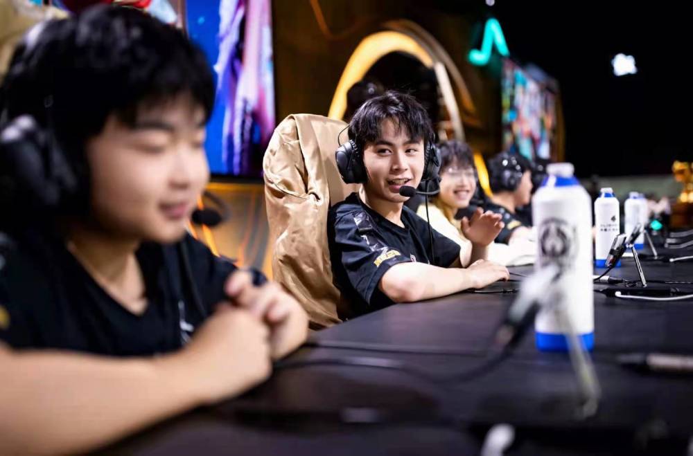 场比赛的高 场比赛的高